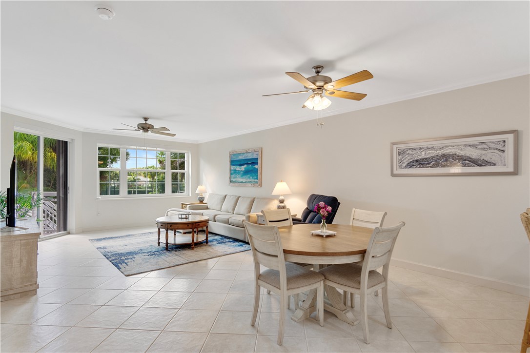940 Turtle Cove Lane 114