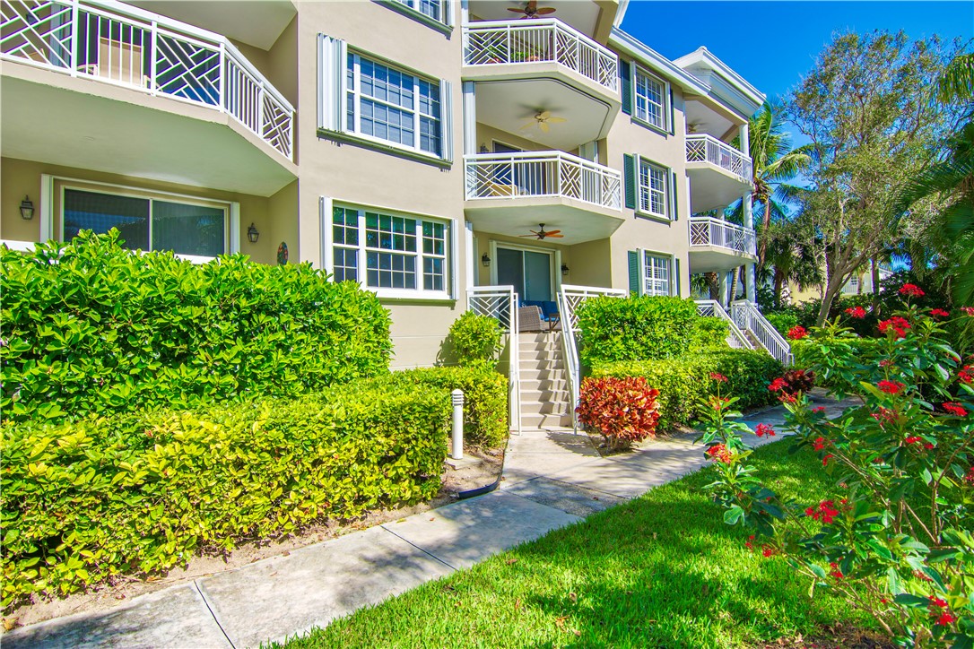 940 Turtle Cove Lane 114