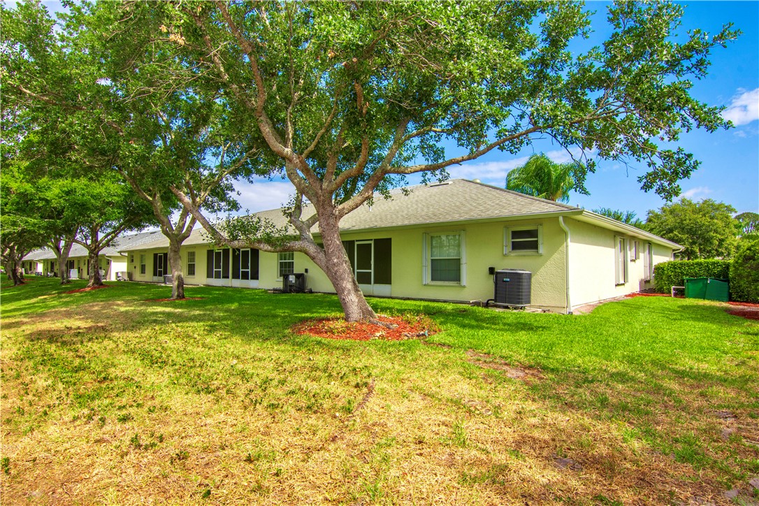 996 S Easy Street