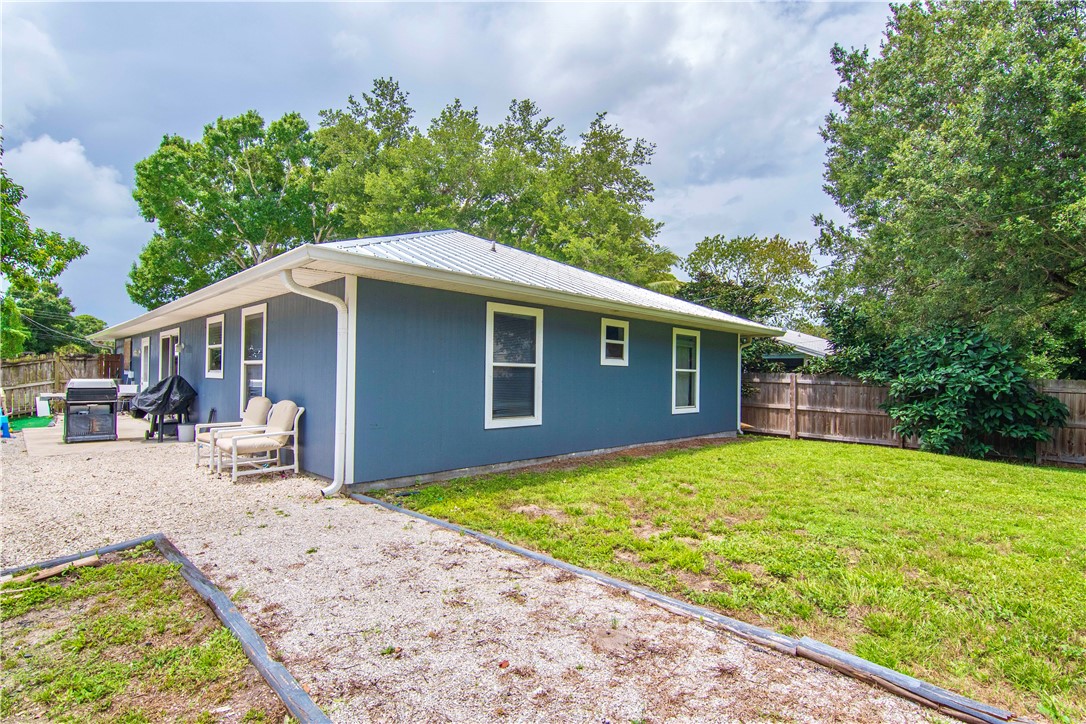 3186 1st Lane
