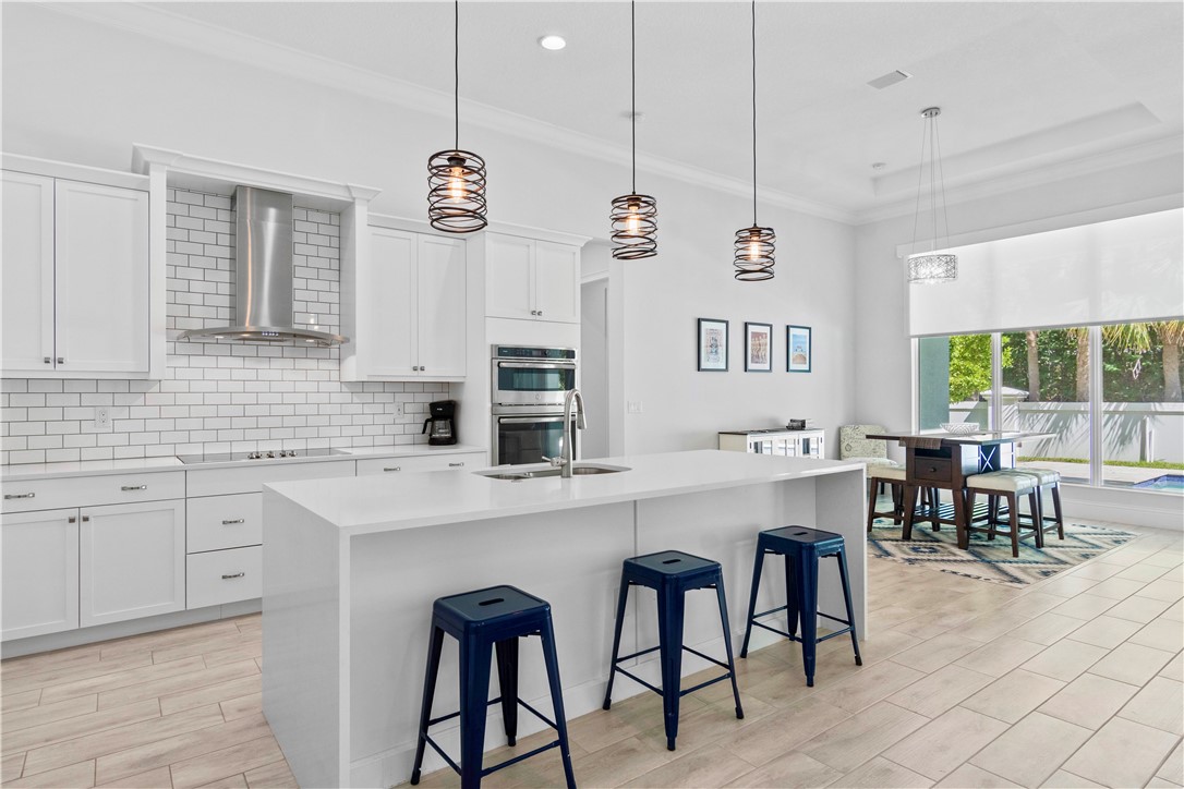 9335 Orchid Cove Circle