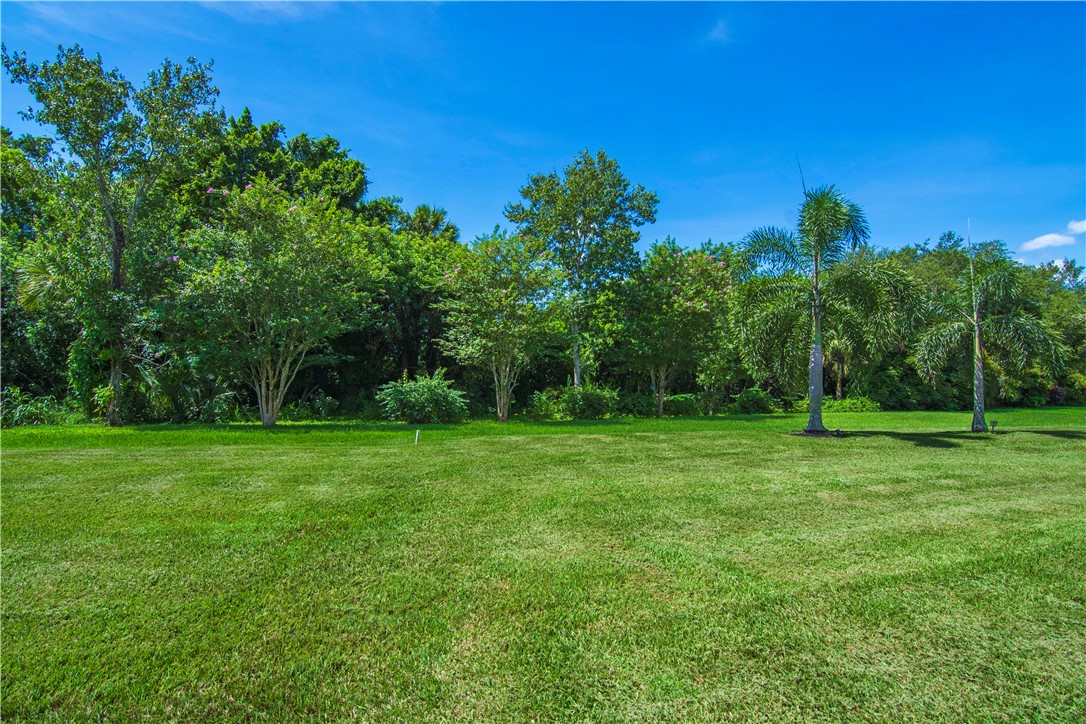 1569 Segovia Circle