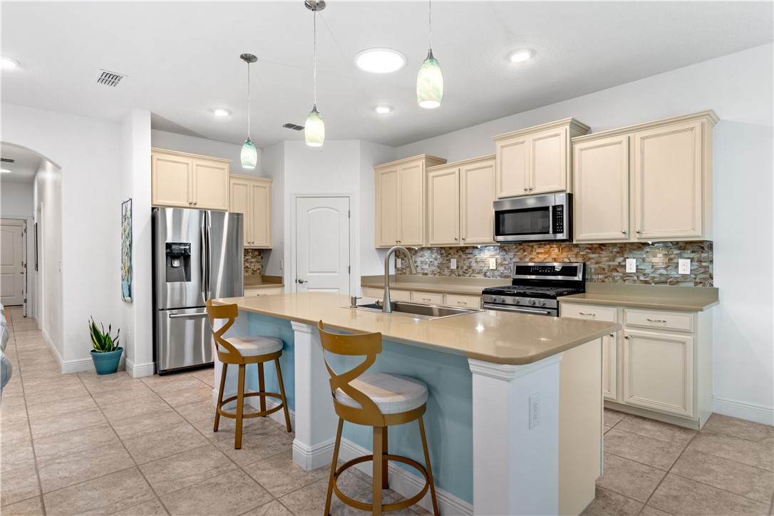 3415 Diamond Leaf Drive