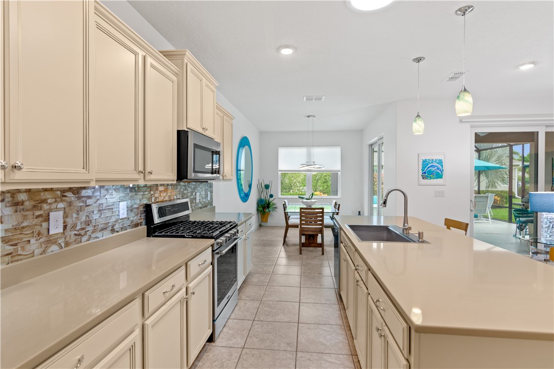 3415 Diamond Leaf Drive