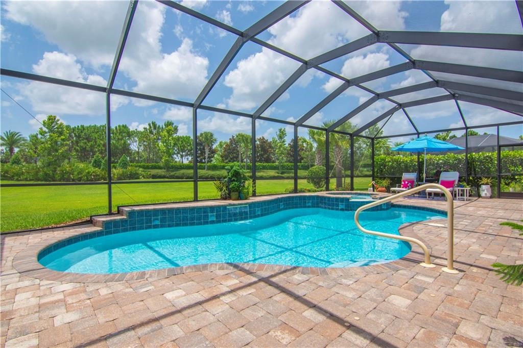 5037 Monroe Circle