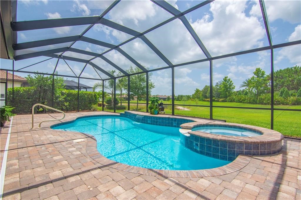 5037 Monroe Circle
