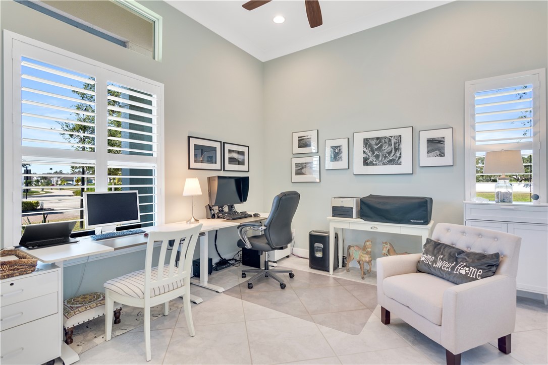 9215 Orchid Cove Circle