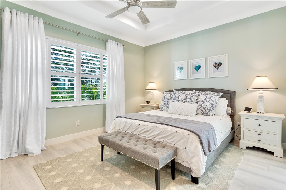 9215 Orchid Cove Circle