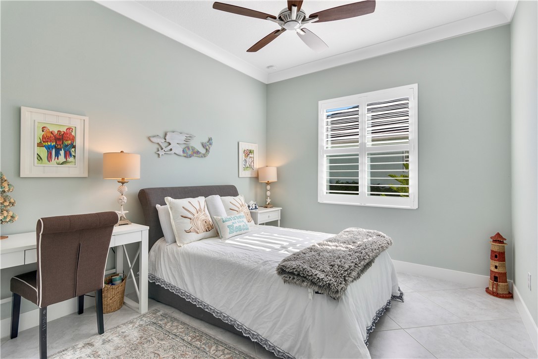 9215 Orchid Cove Circle