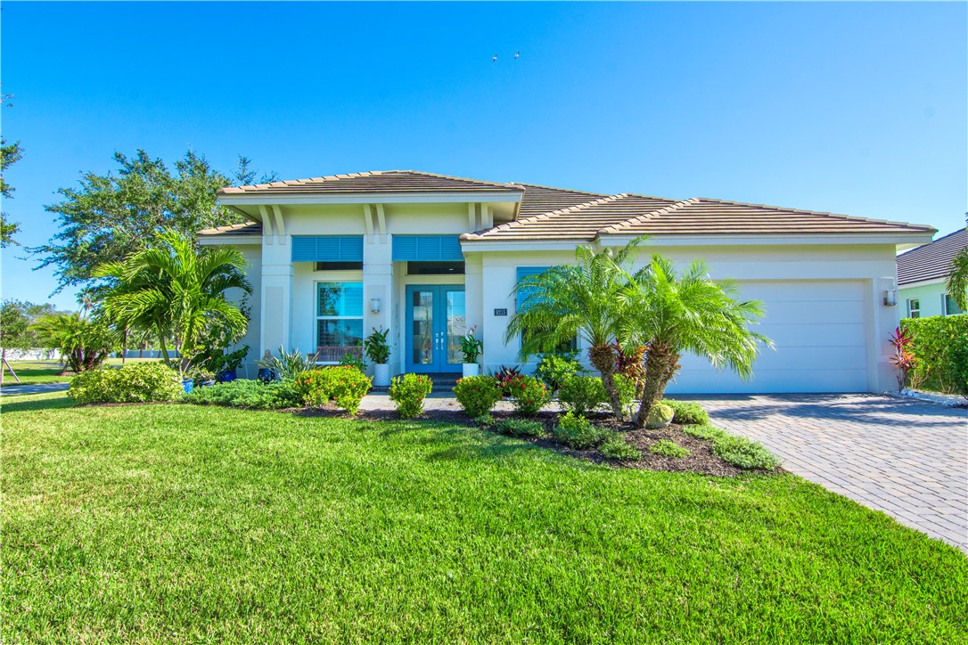 9215 Orchid Cove Circle
