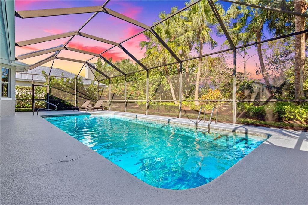 736 Hampton Woods Lane SW