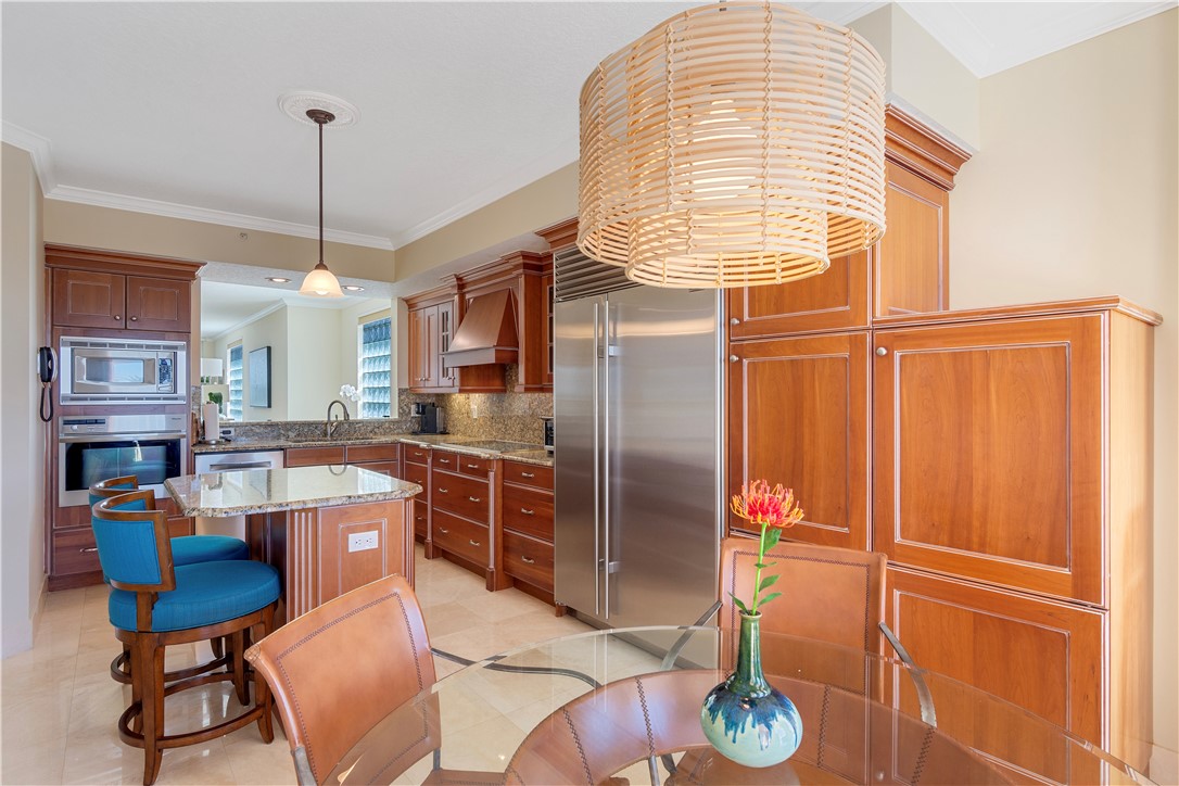 8870 N Sea Oaks Way 312