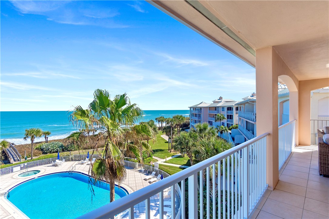 8870 N Sea Oaks Way 312