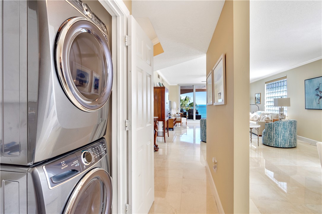 8870 N Sea Oaks Way 312