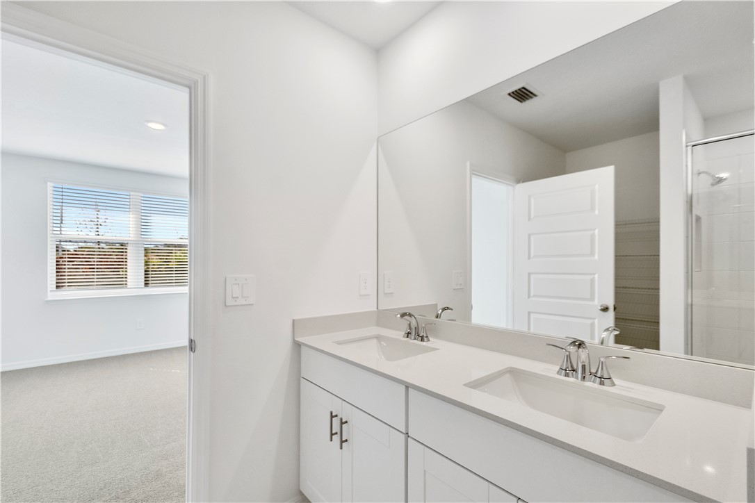 5457 Hampton Park Circle