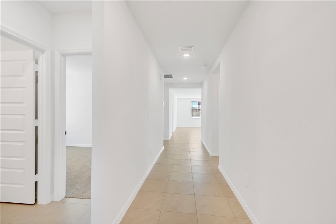 5457 Hampton Park Circle