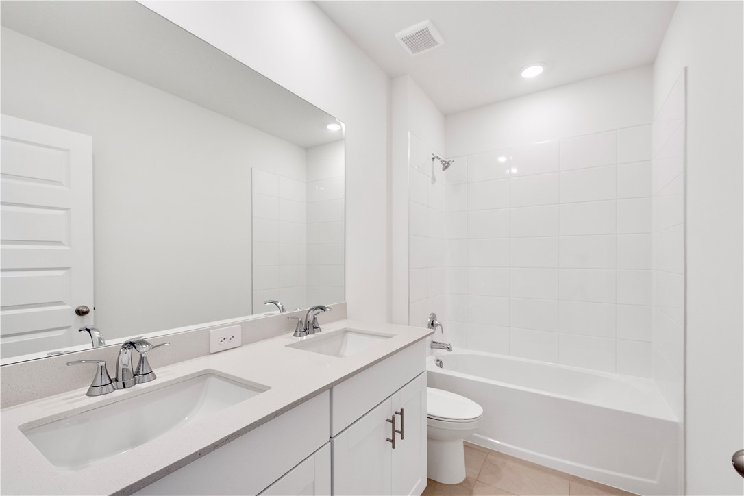 5457 Hampton Park Circle