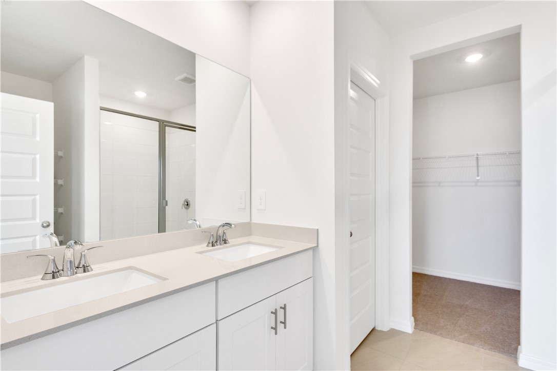 5457 Hampton Park Circle