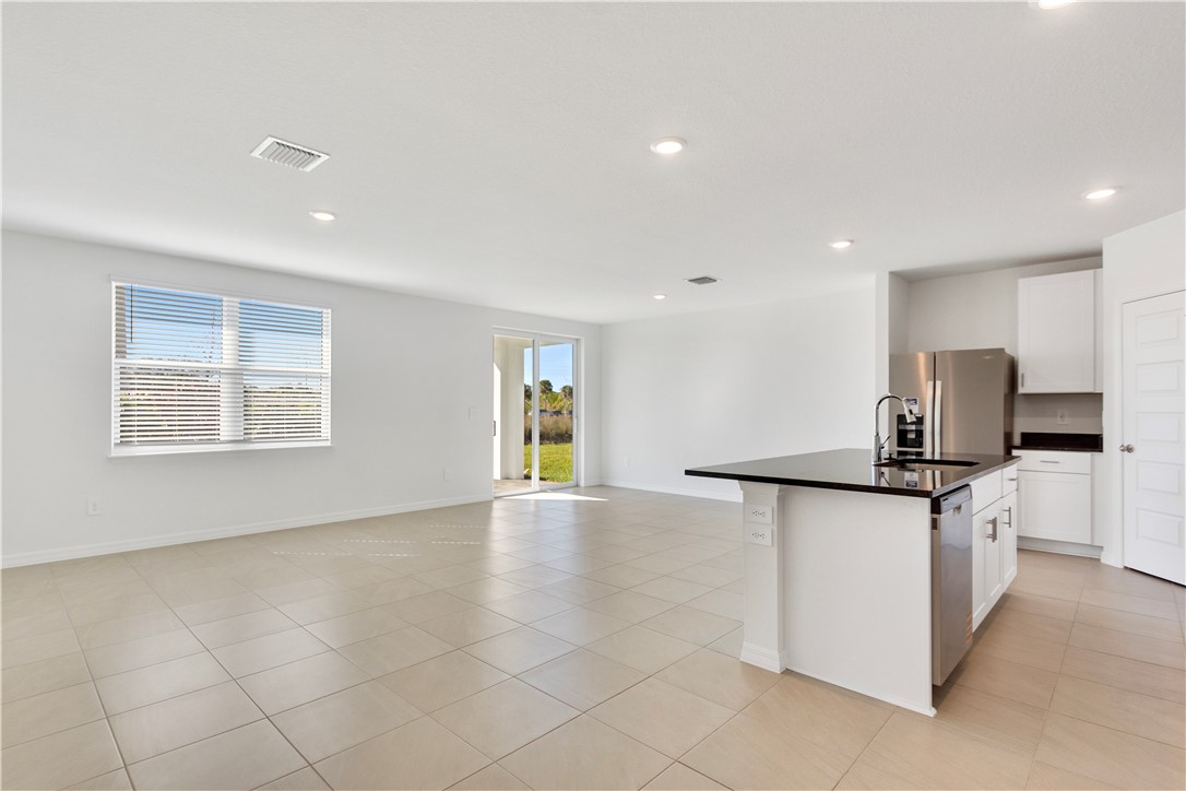 5457 Hampton Park Circle