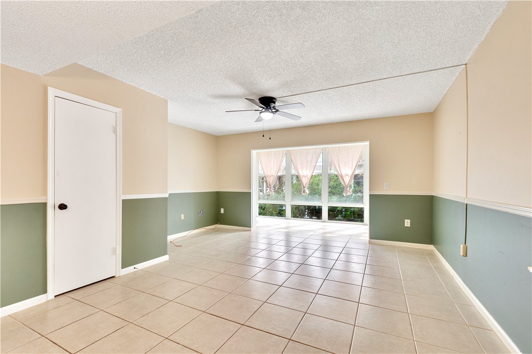 1901 Indian River Boulevard D210