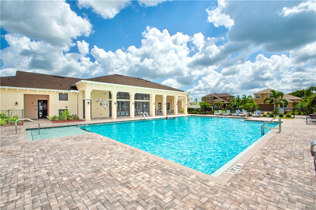 10113 W Verona Circle