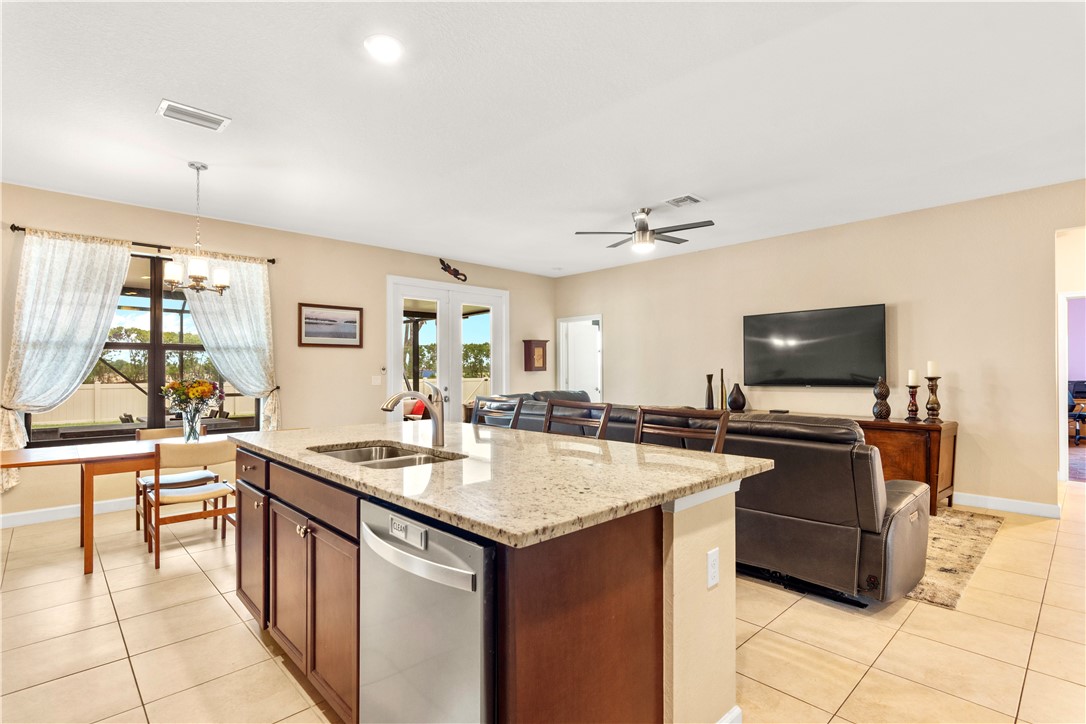 10113 W Verona Circle