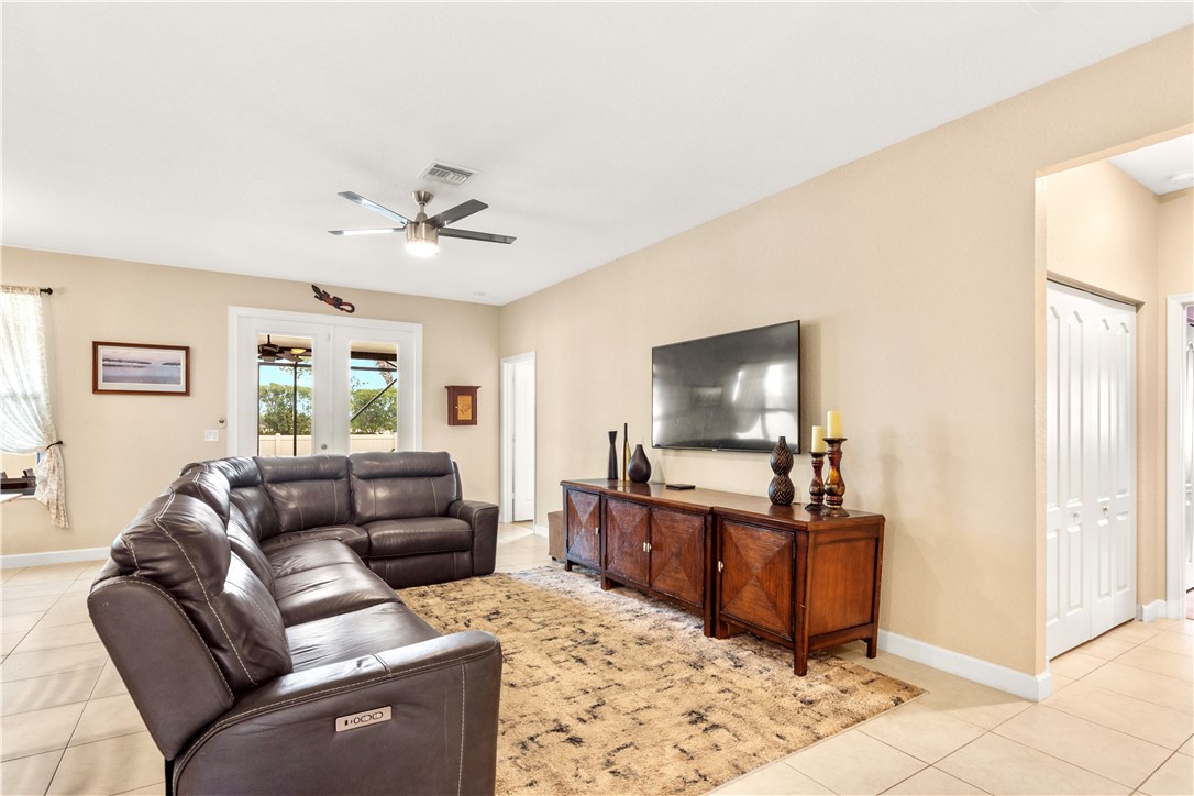 10113 W Verona Circle