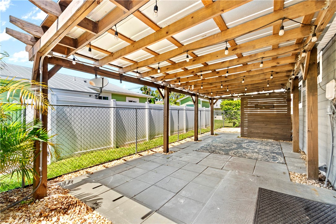 1190 12th Court SW