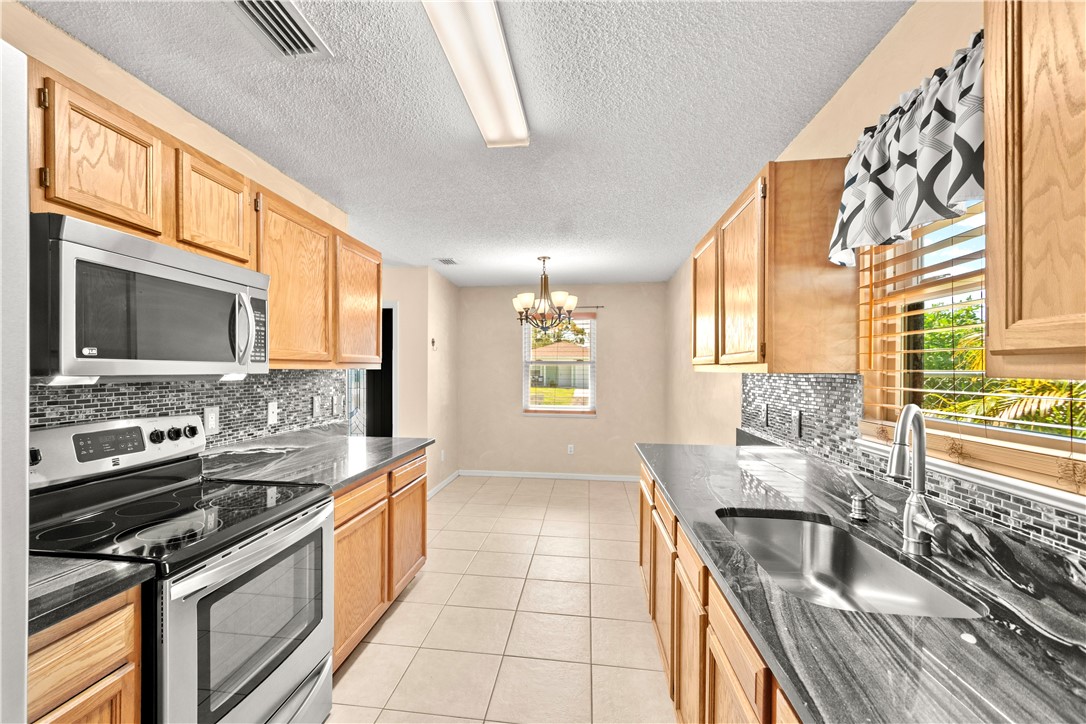 1190 12th Court SW