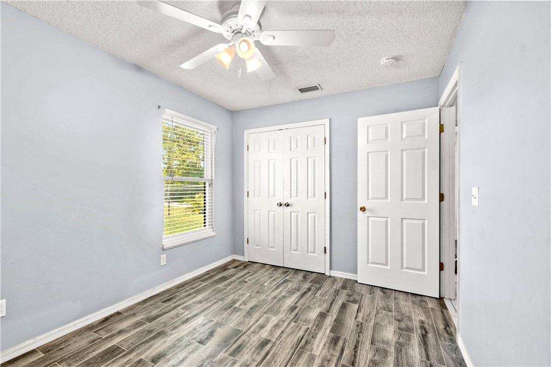 1190 12th Court SW