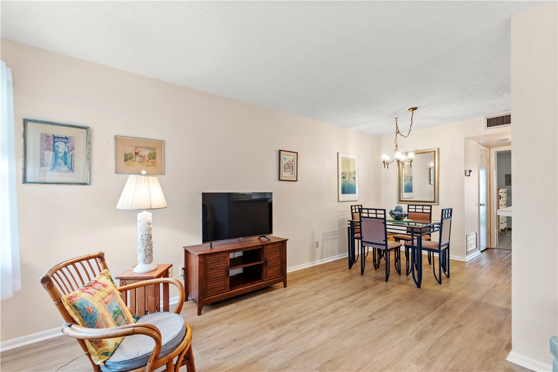 23 Vista Gardens Trail 104