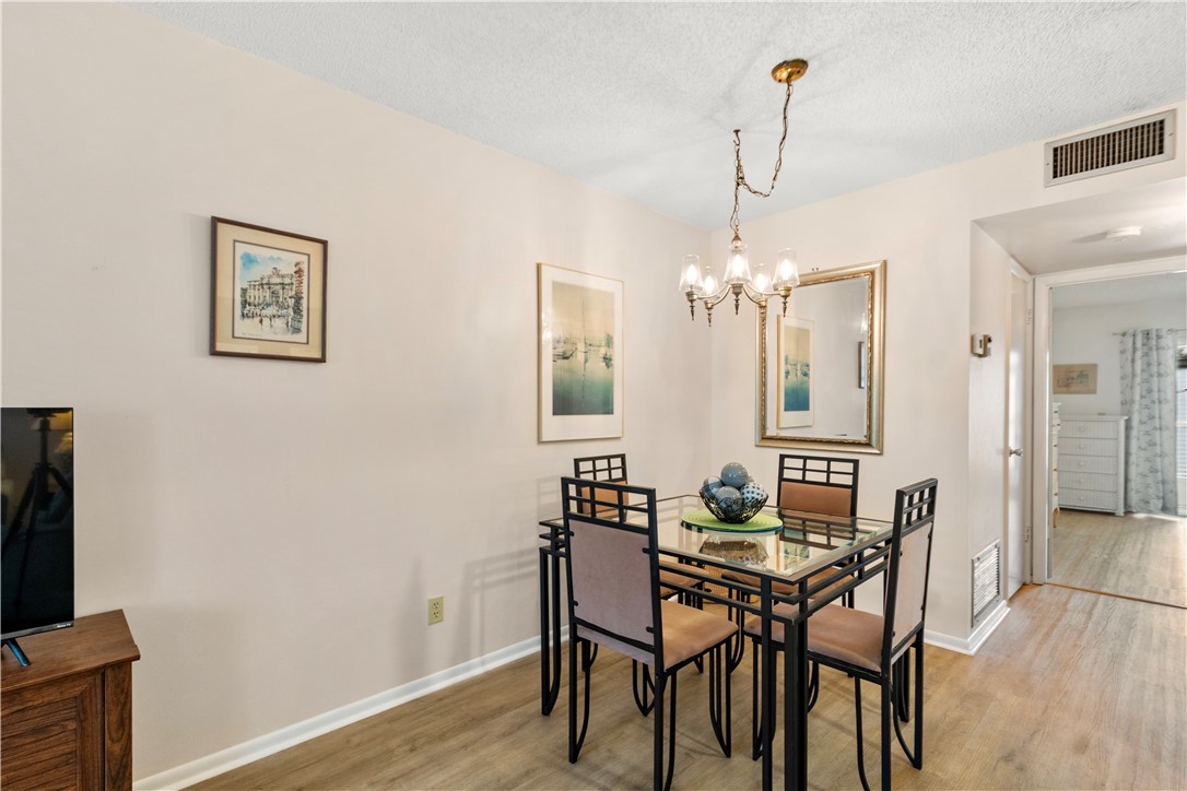 23 Vista Gardens Trail 104