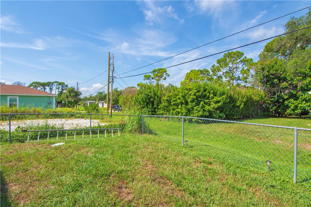 1175 12th Court SW