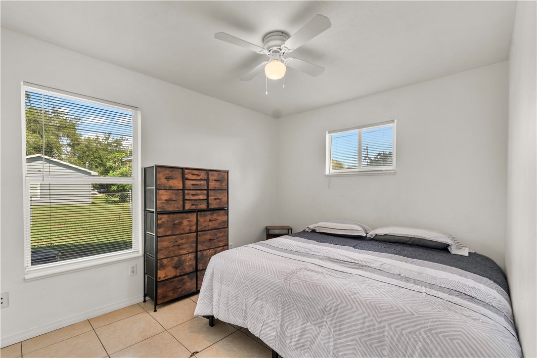 1175 12th Court SW