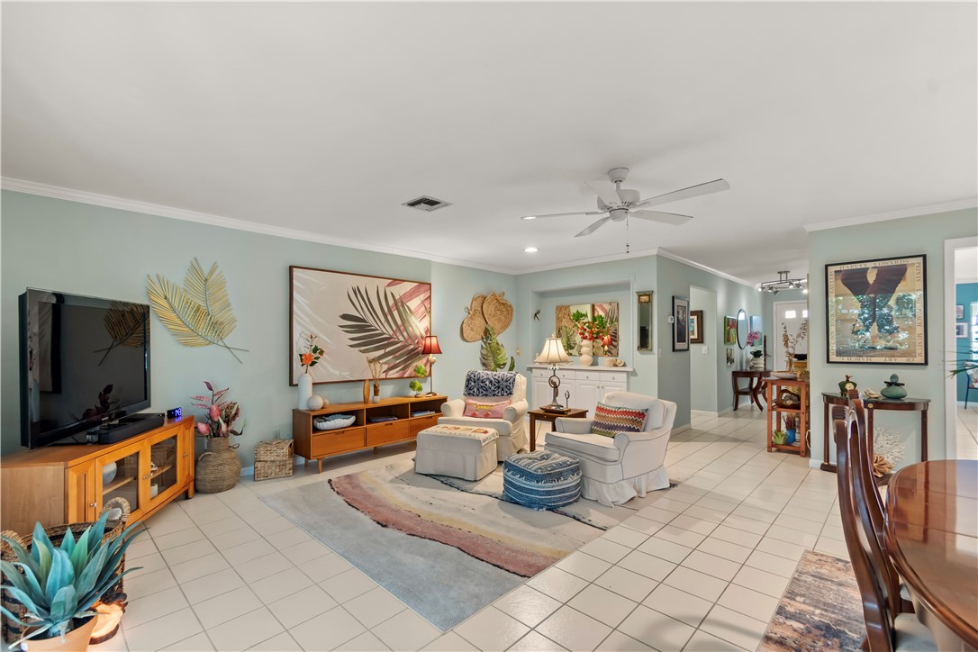 726 Royal Palm Place