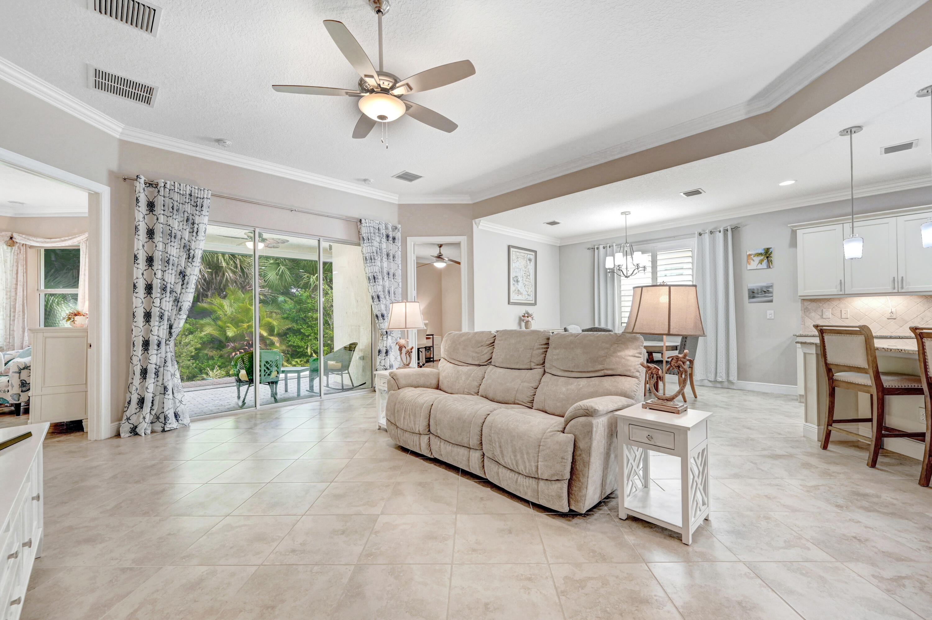 7462 White Oak Lane