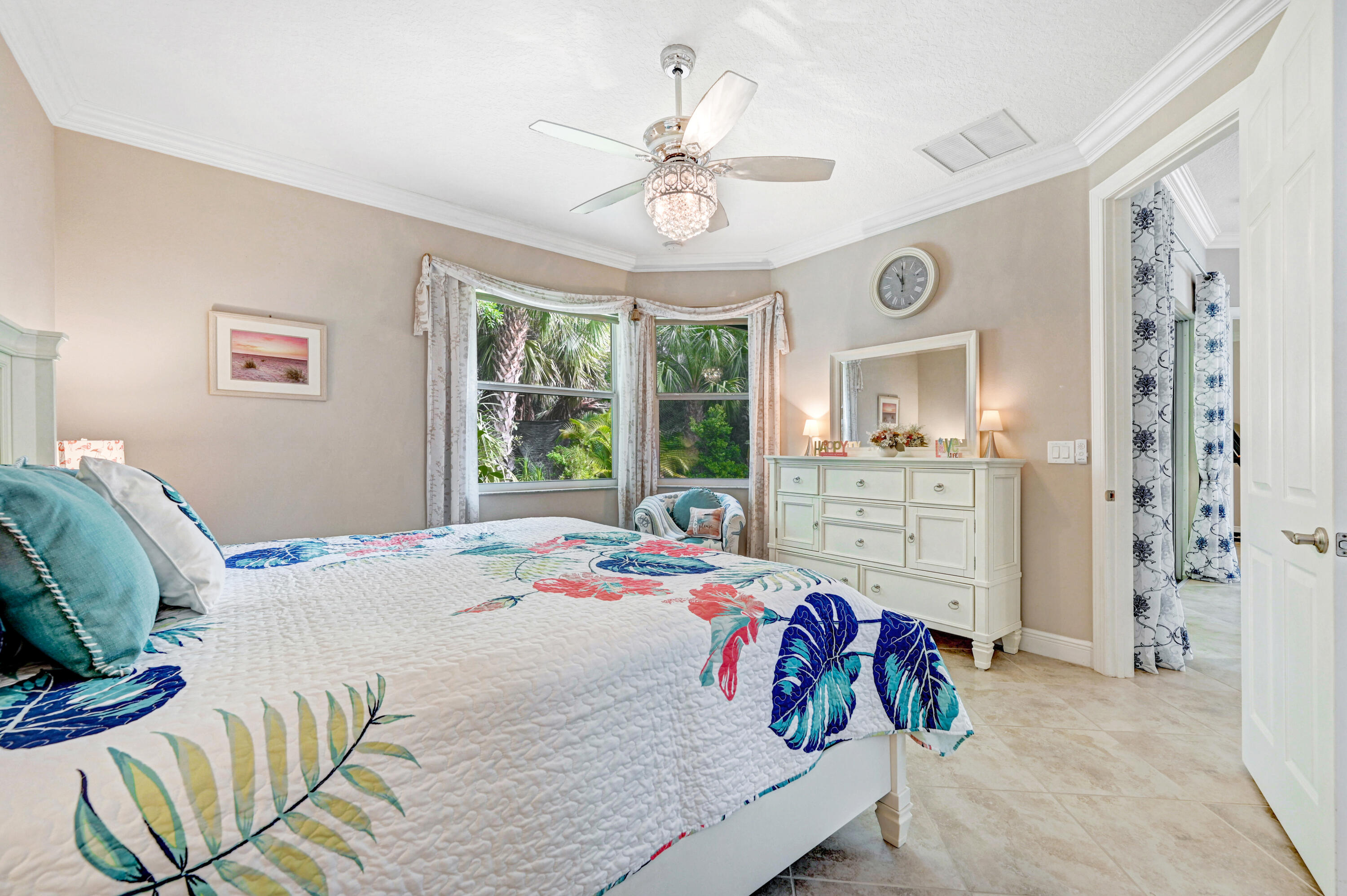 7462 White Oak Lane
