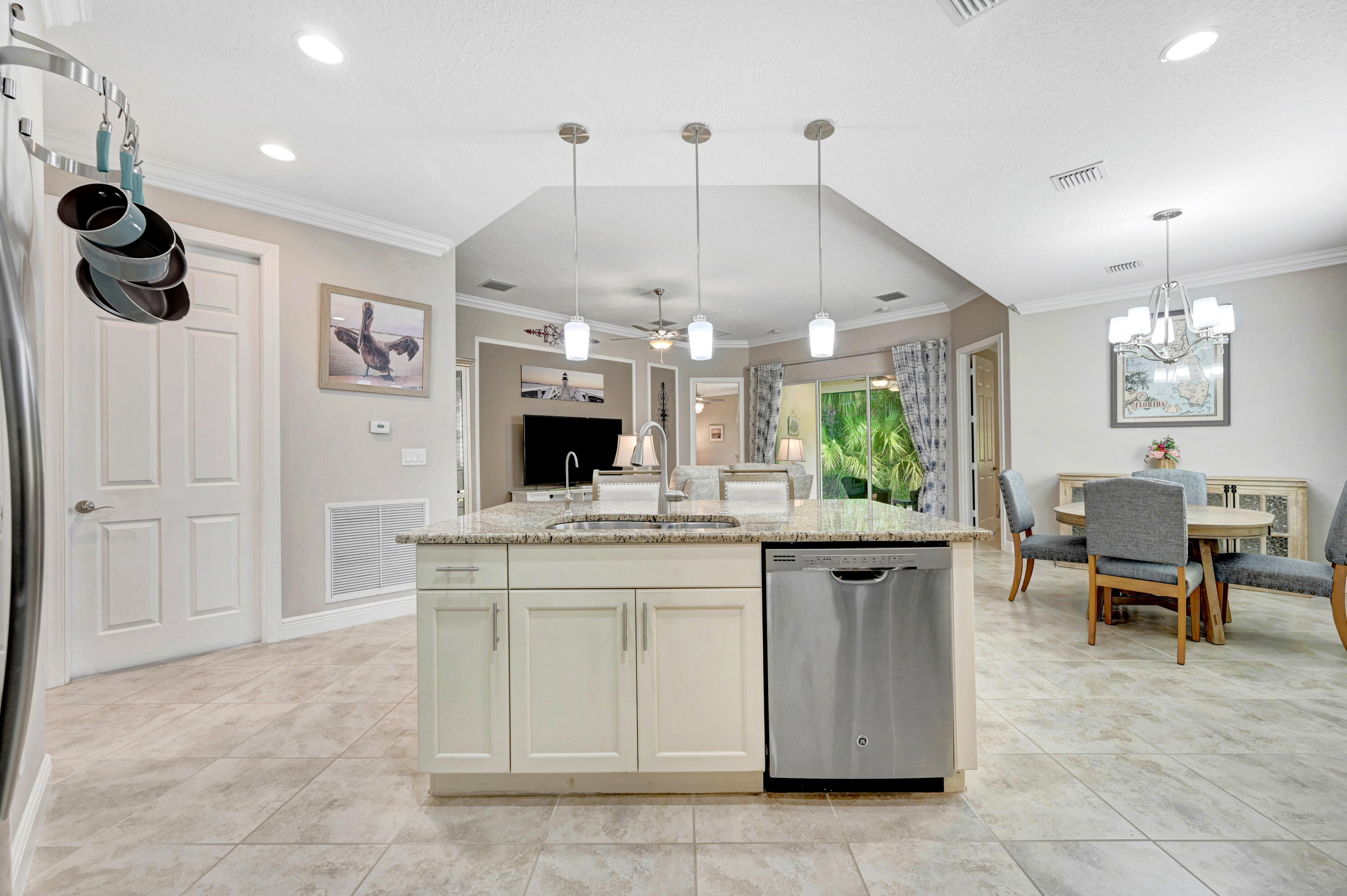 7462 White Oak Lane