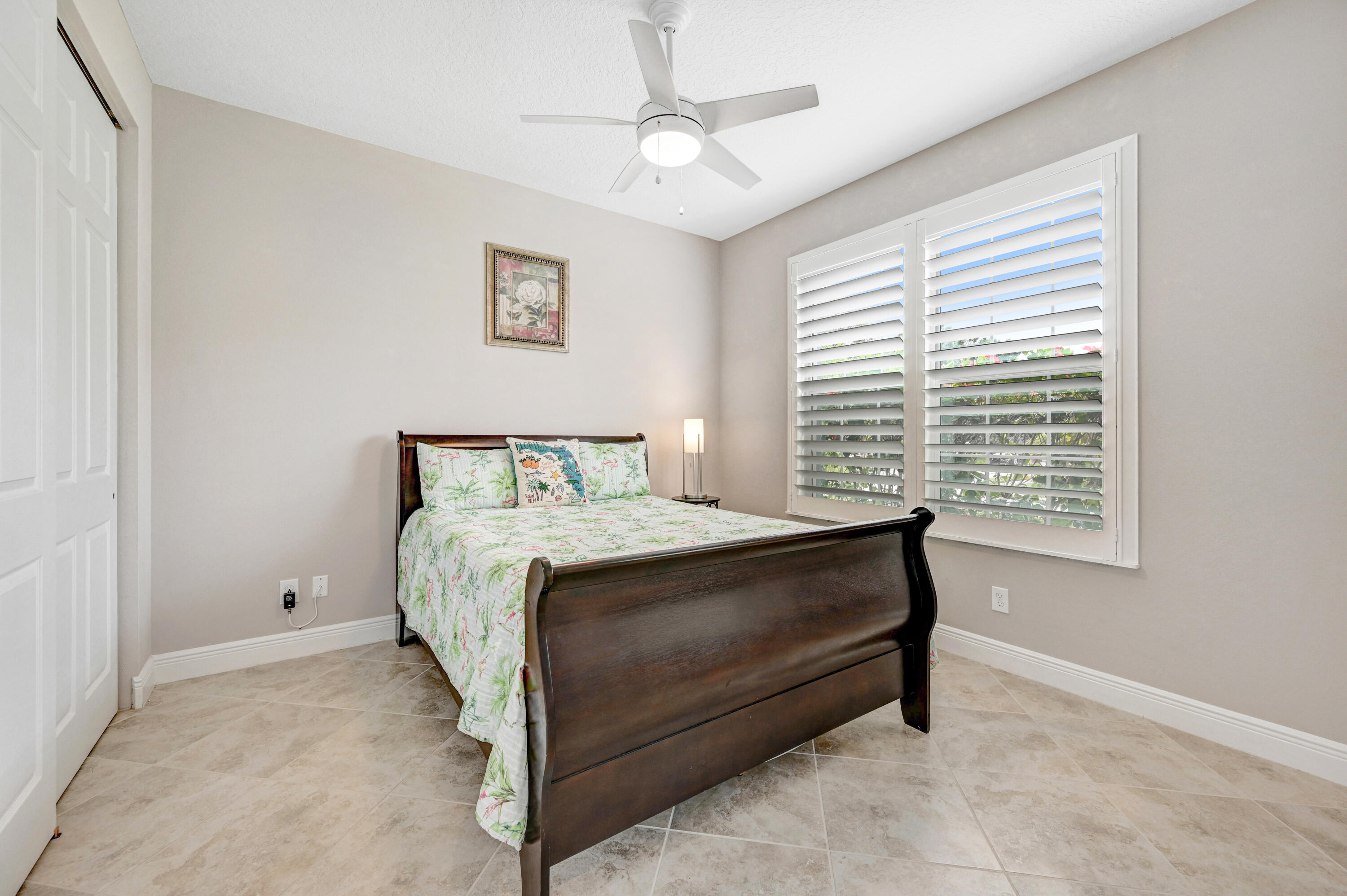 7462 White Oak Lane