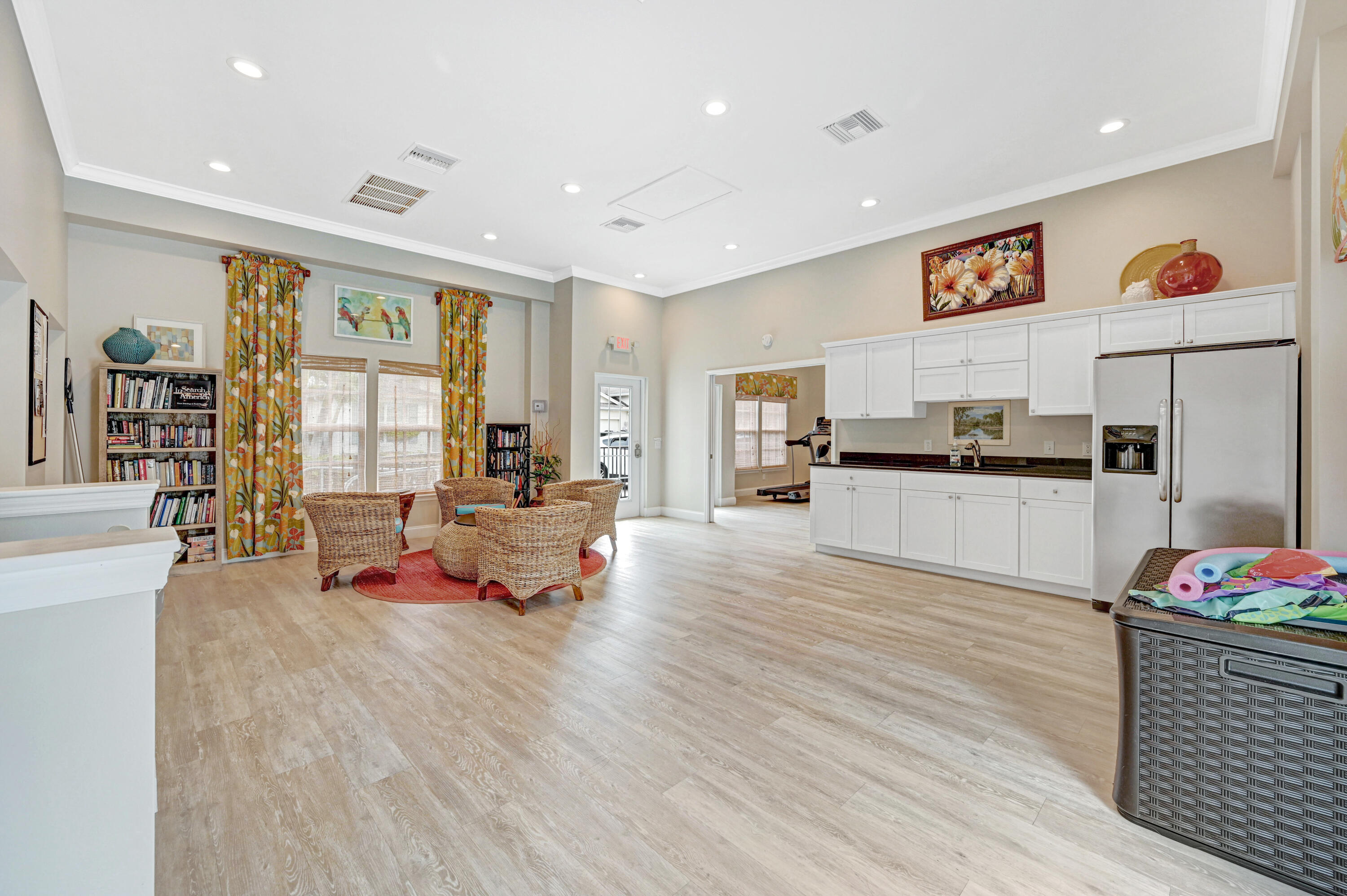 7462 White Oak Lane