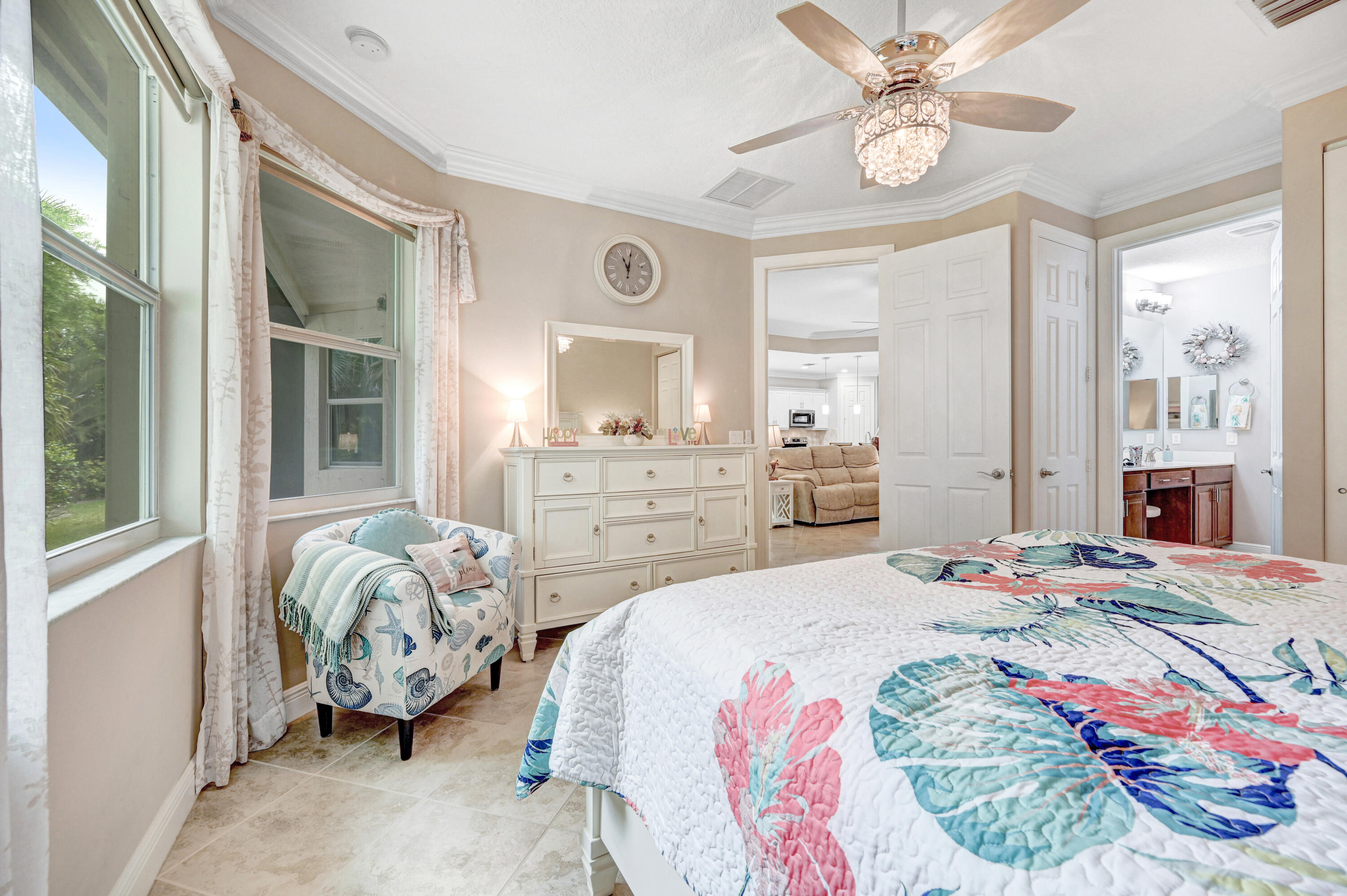 7462 White Oak Lane
