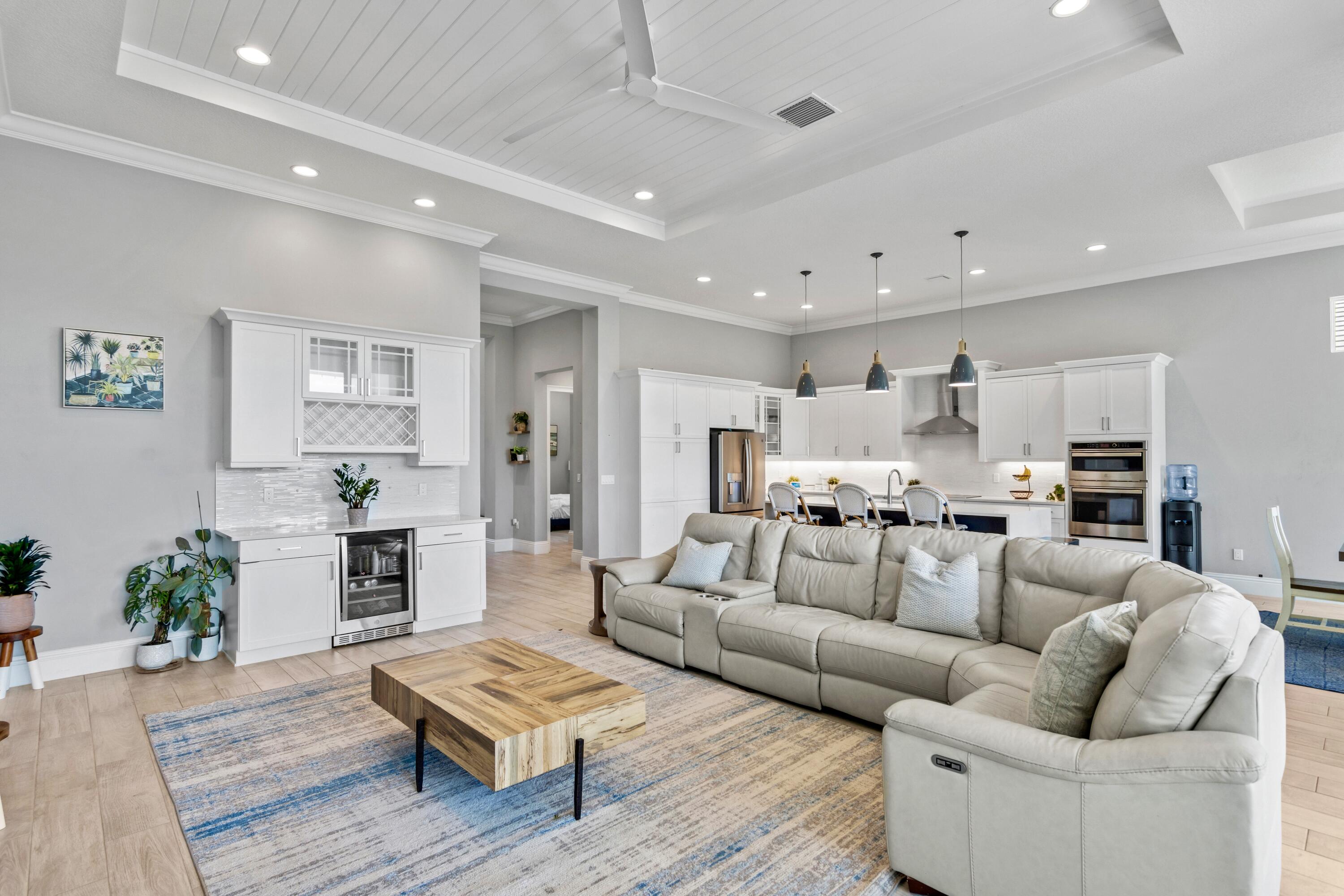 9360 Orchid Cove Circle