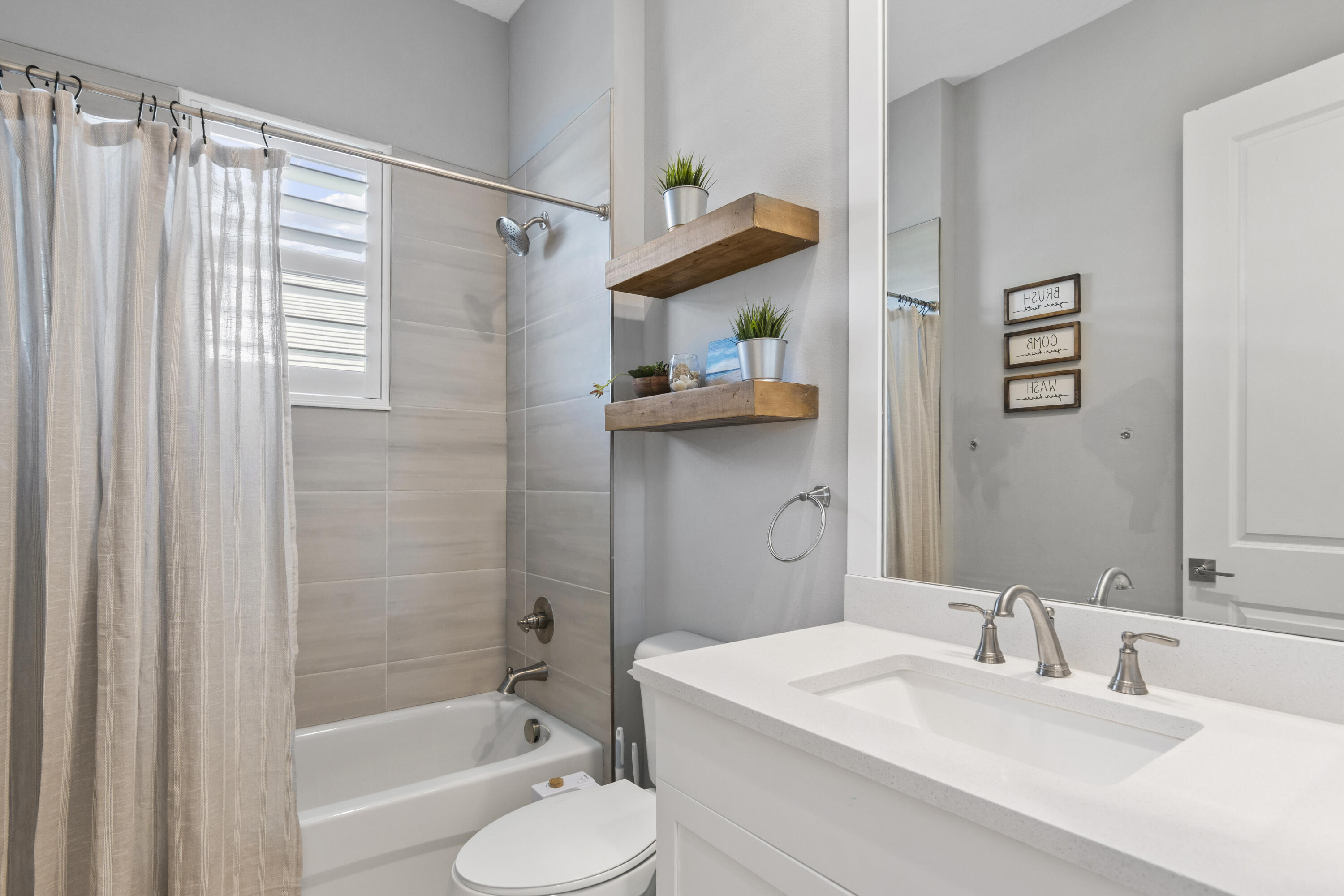 9360 Orchid Cove Circle