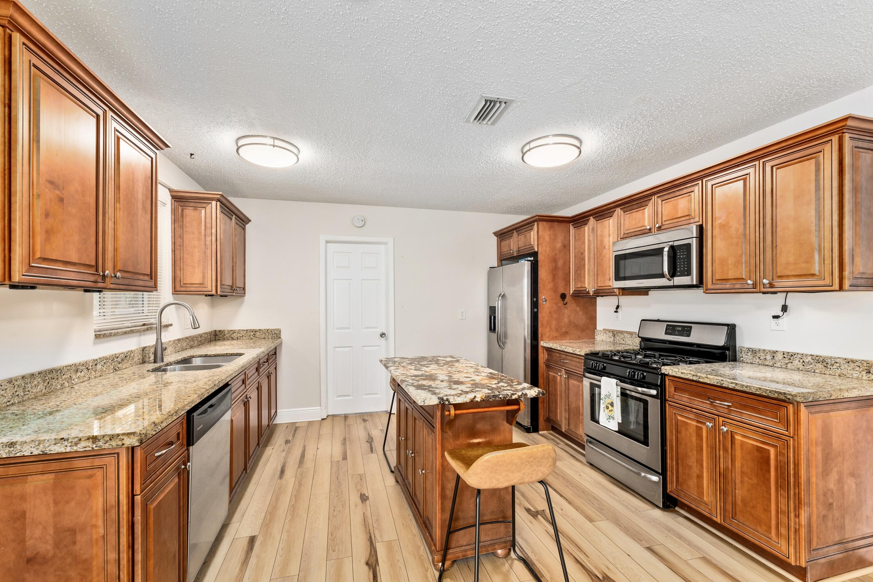 4317 Applecrest Drive