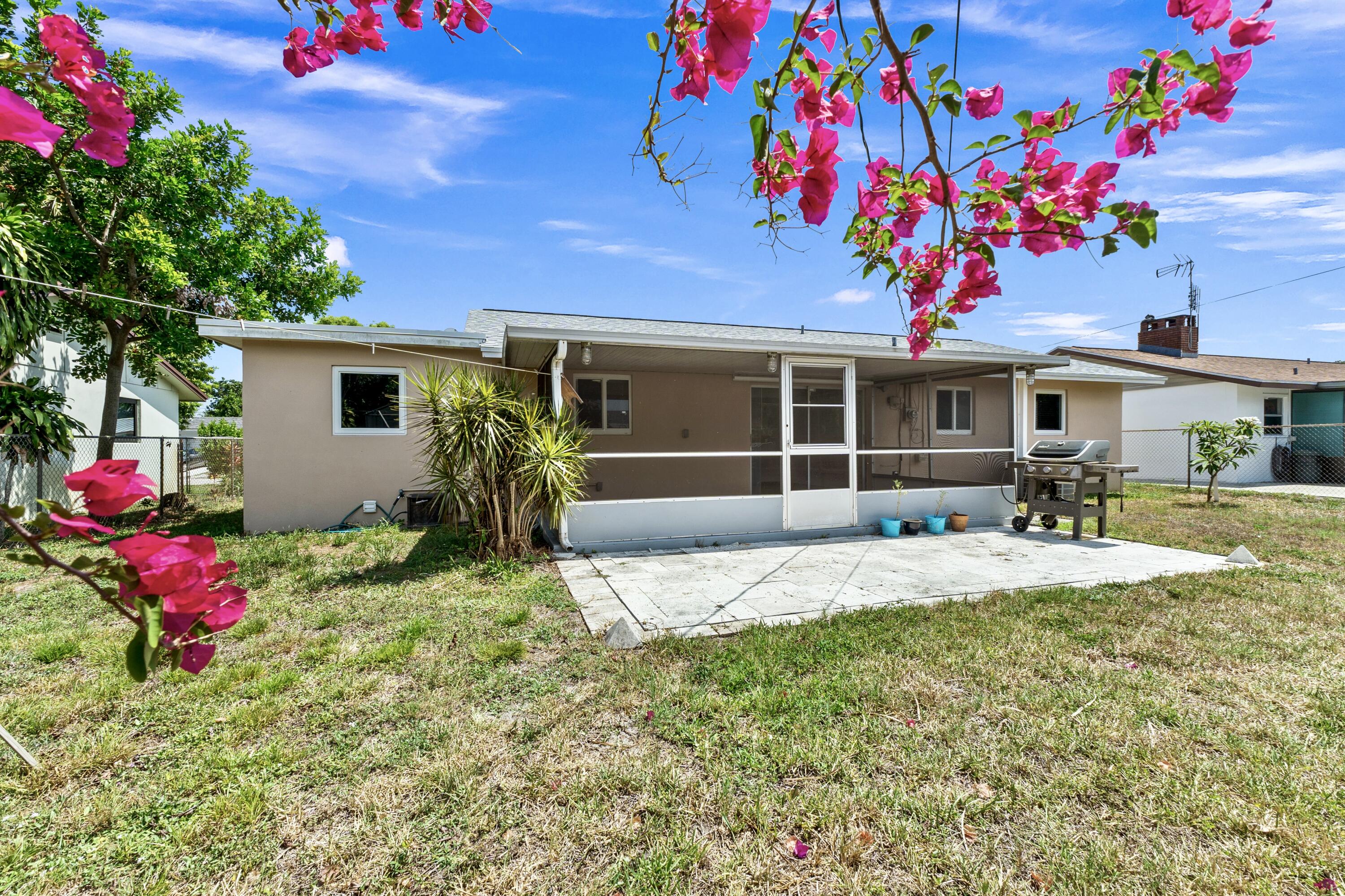 4317 Applecrest Drive