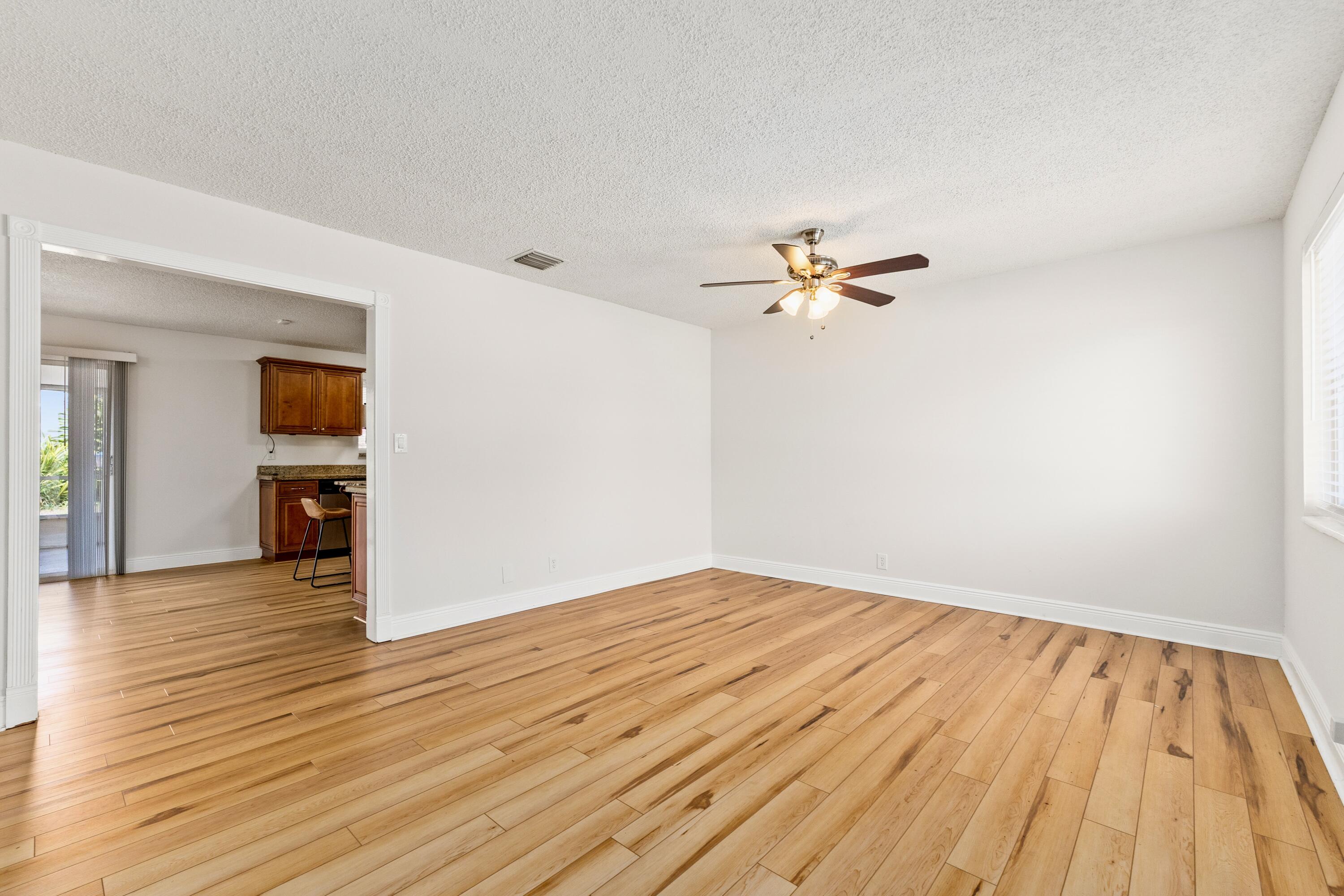 4317 Applecrest Drive