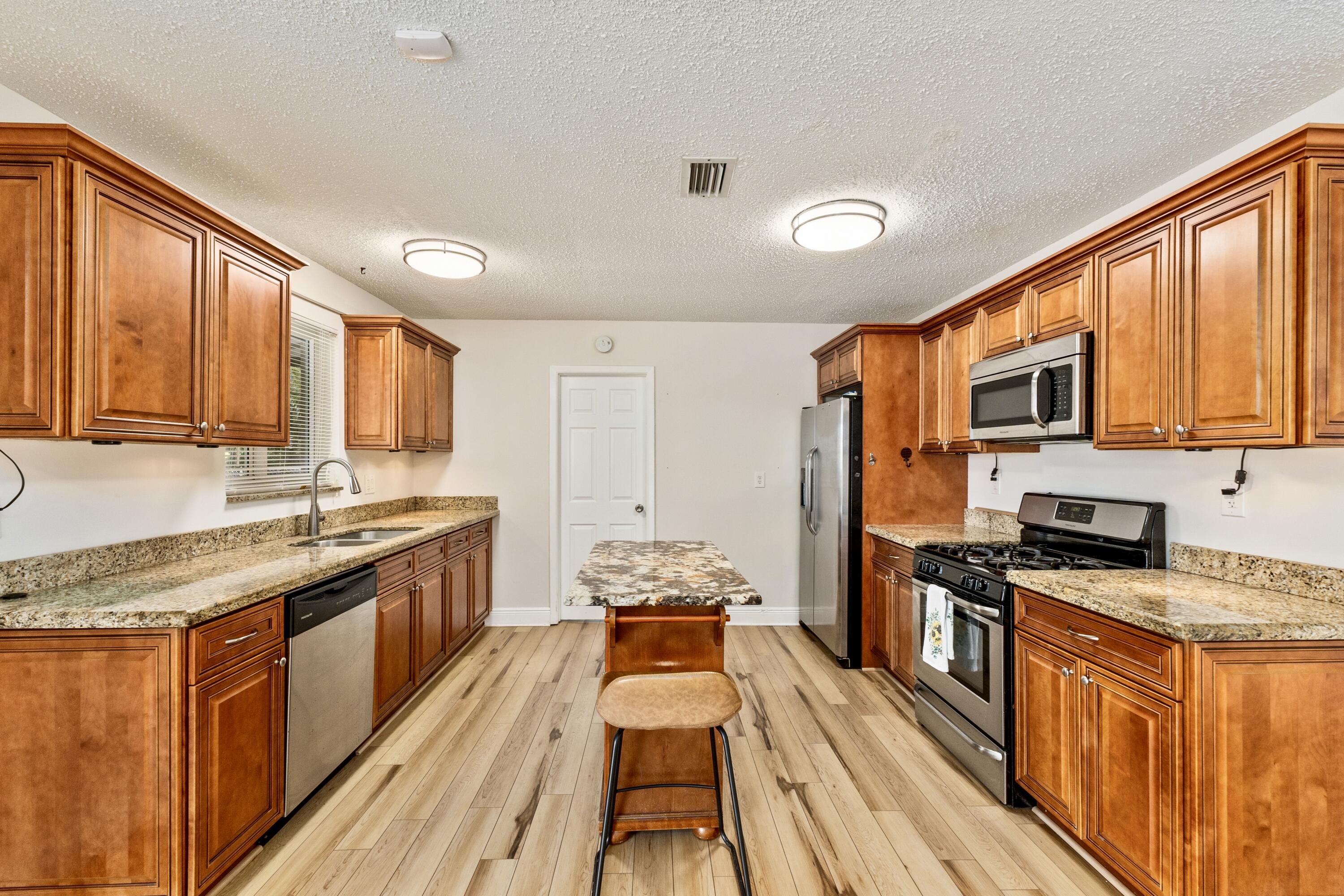 4317 Applecrest Drive