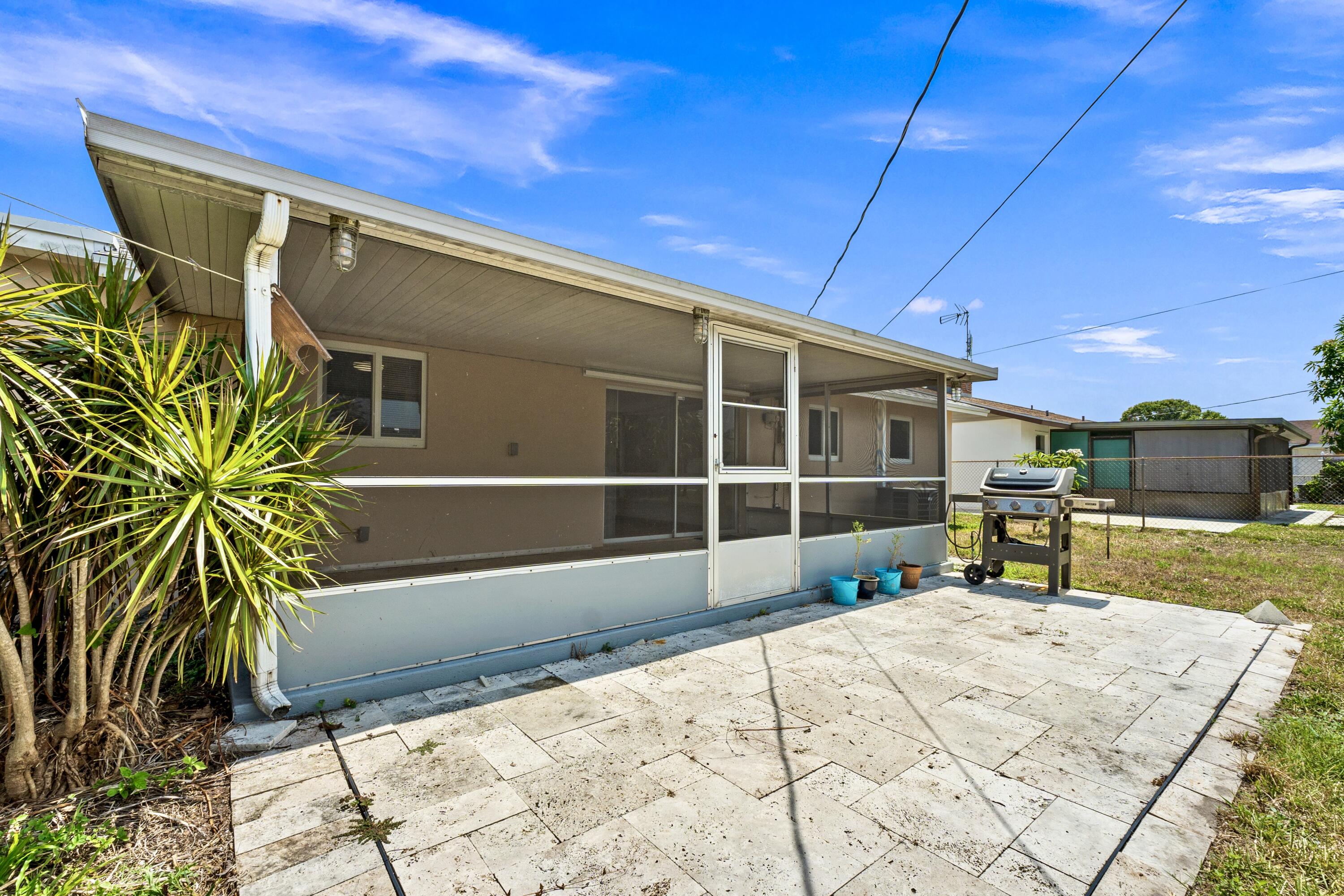 4317 Applecrest Drive