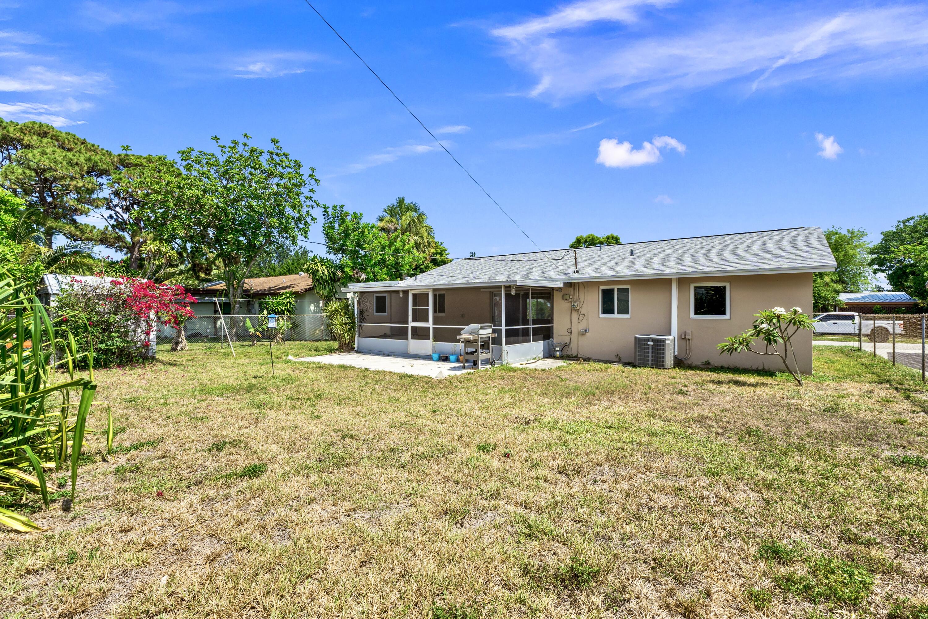 4317 Applecrest Drive