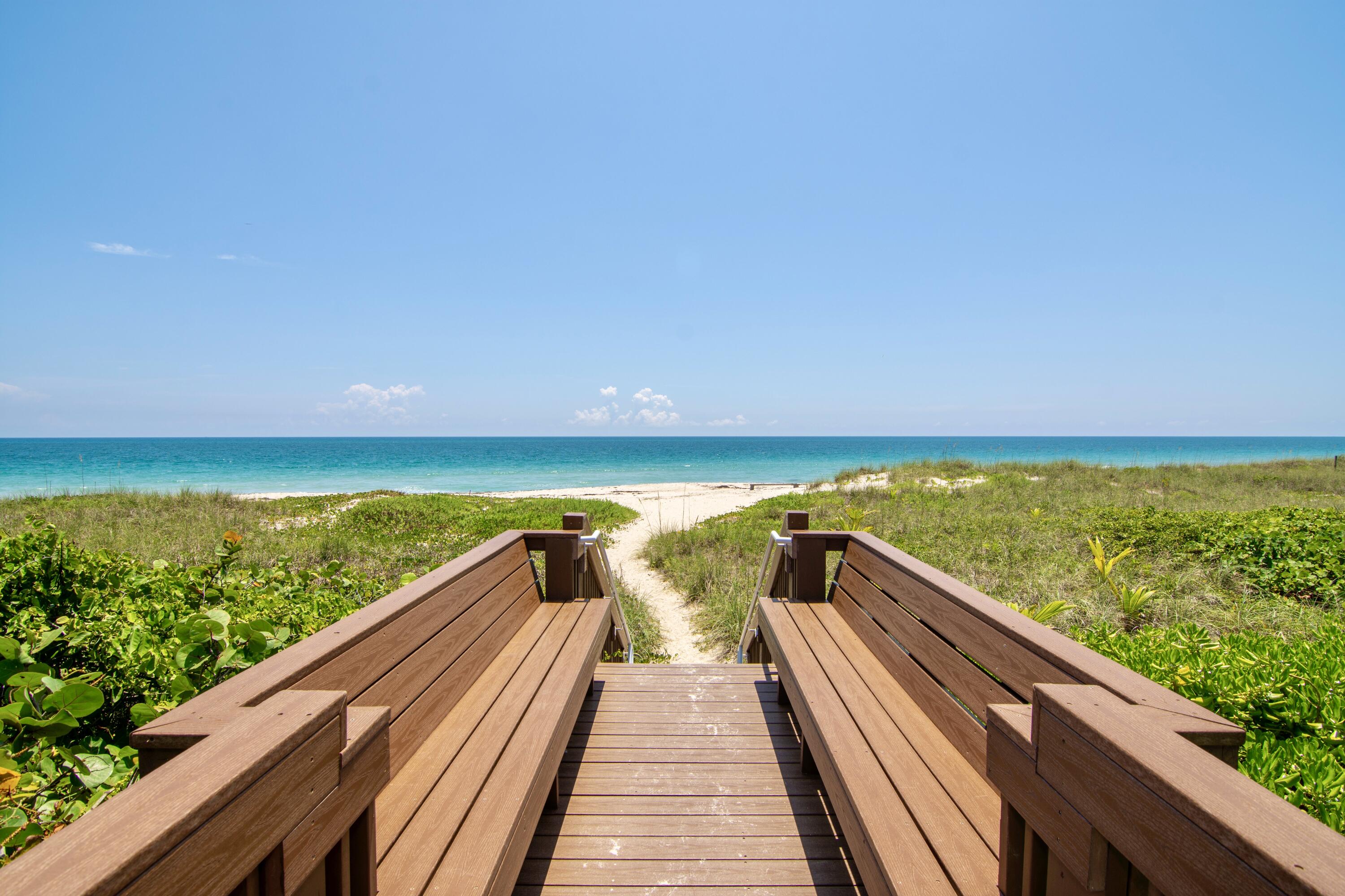 5049 N Hwy A1A 805